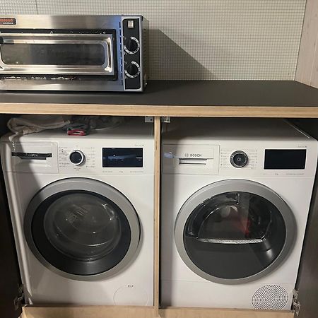 Izy Stay Hostel Bratysława Zewnętrze zdjęcie
