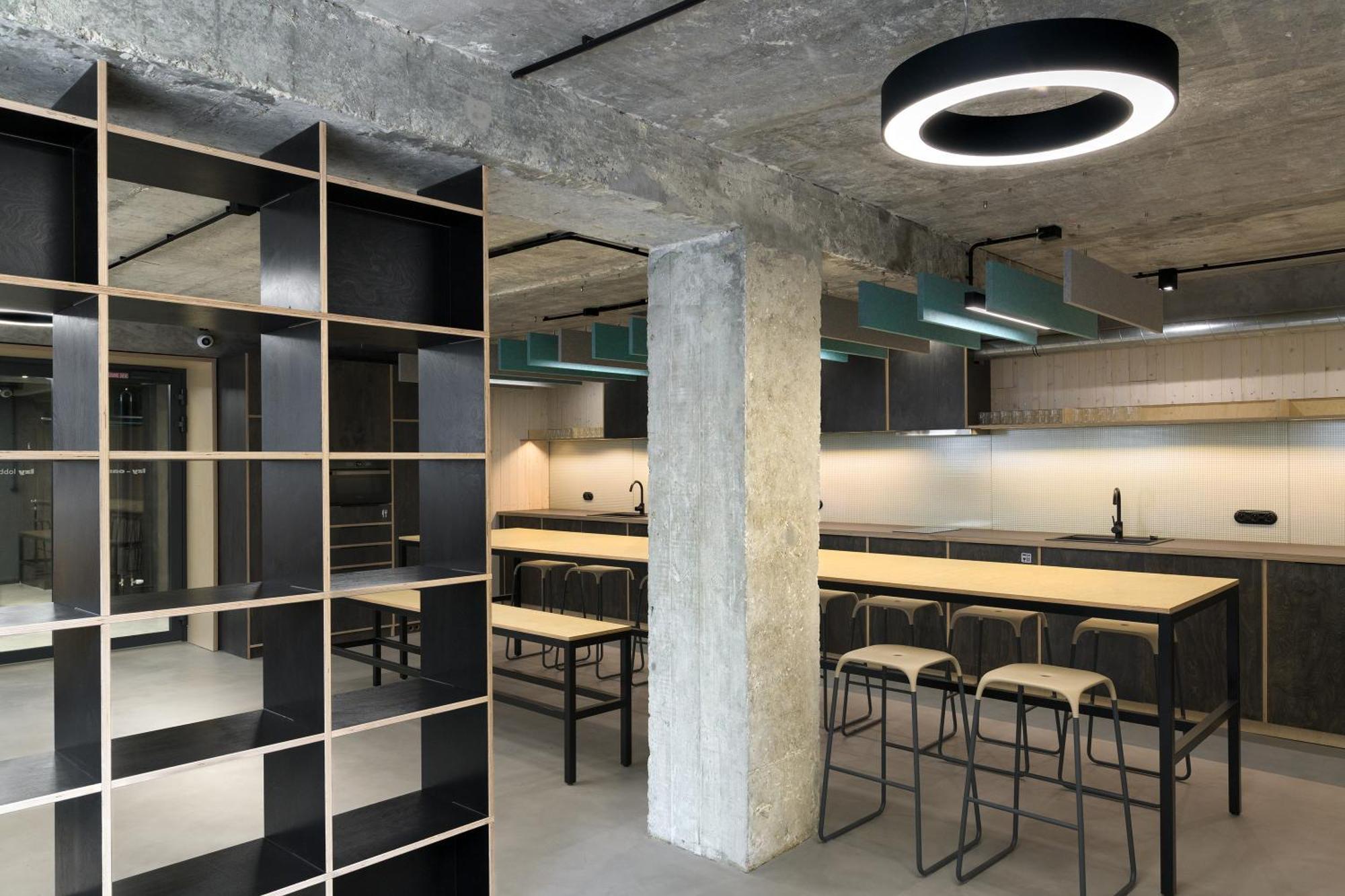 Izy Stay Hostel Bratysława Zewnętrze zdjęcie