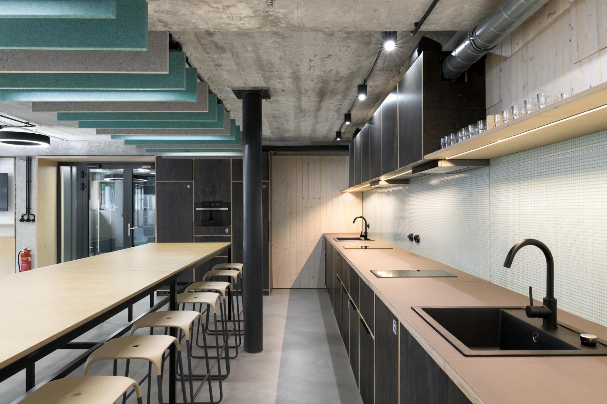 Izy Stay Hostel Bratysława Zewnętrze zdjęcie
