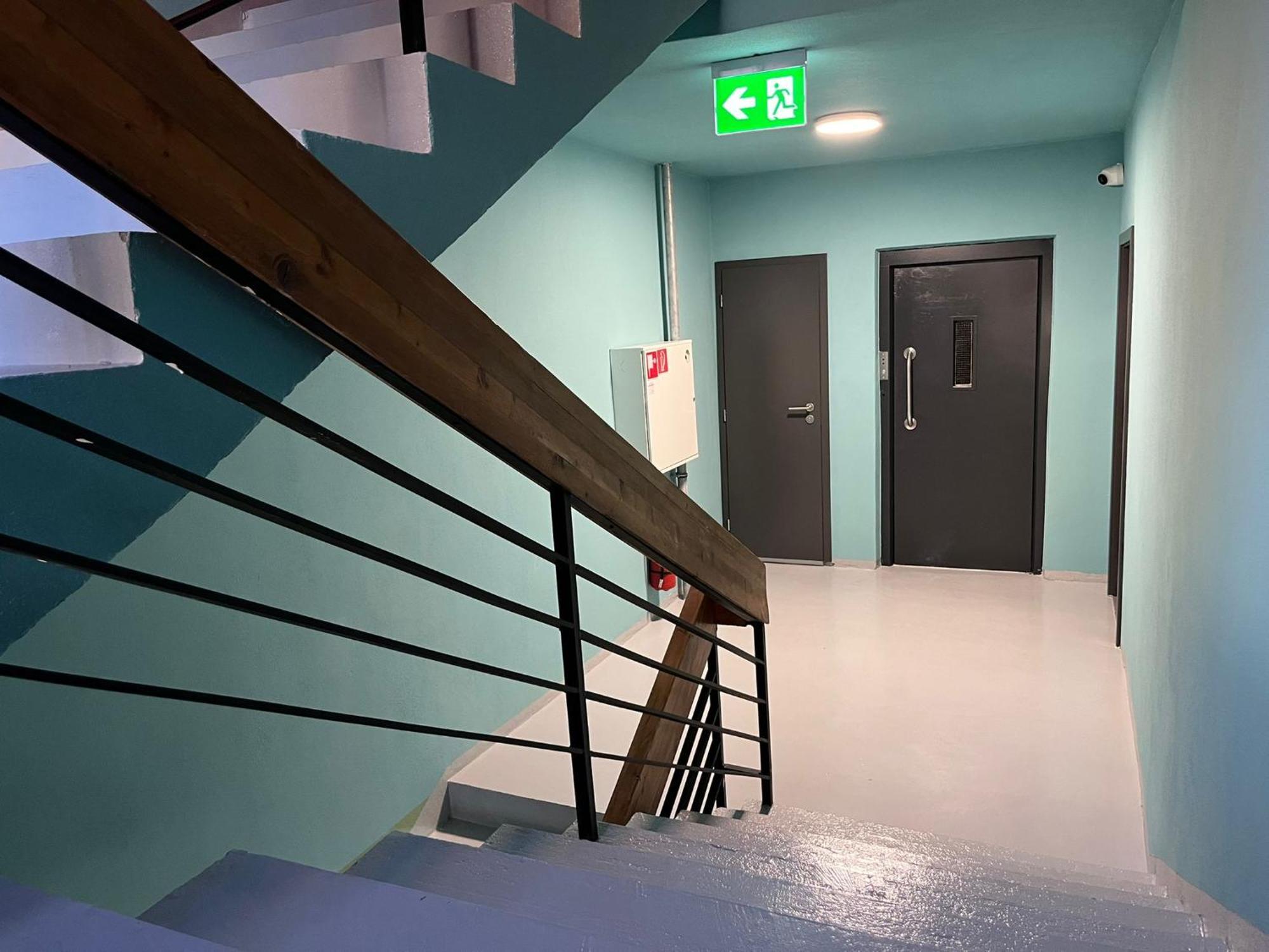 Izy Stay Hostel Bratysława Zewnętrze zdjęcie