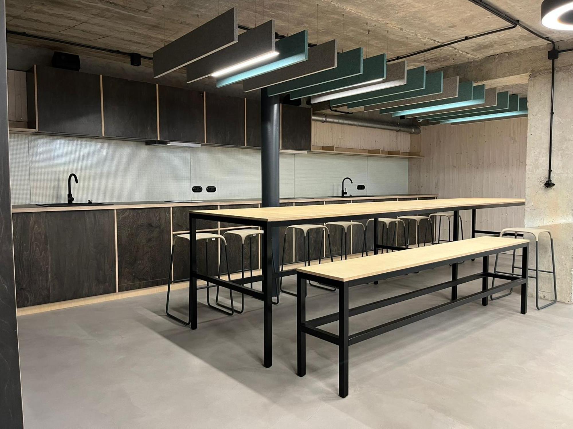Izy Stay Hostel Bratysława Zewnętrze zdjęcie