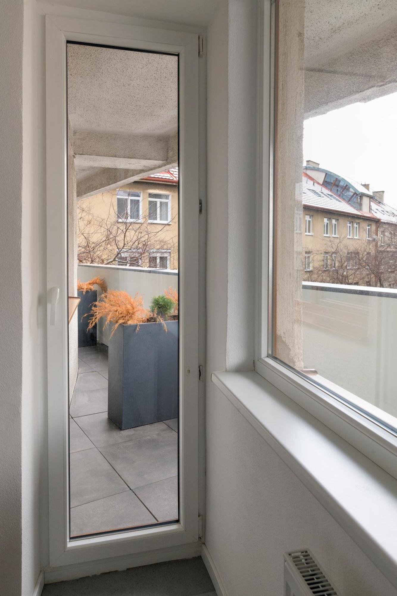 Izy Stay Hostel Bratysława Zewnętrze zdjęcie