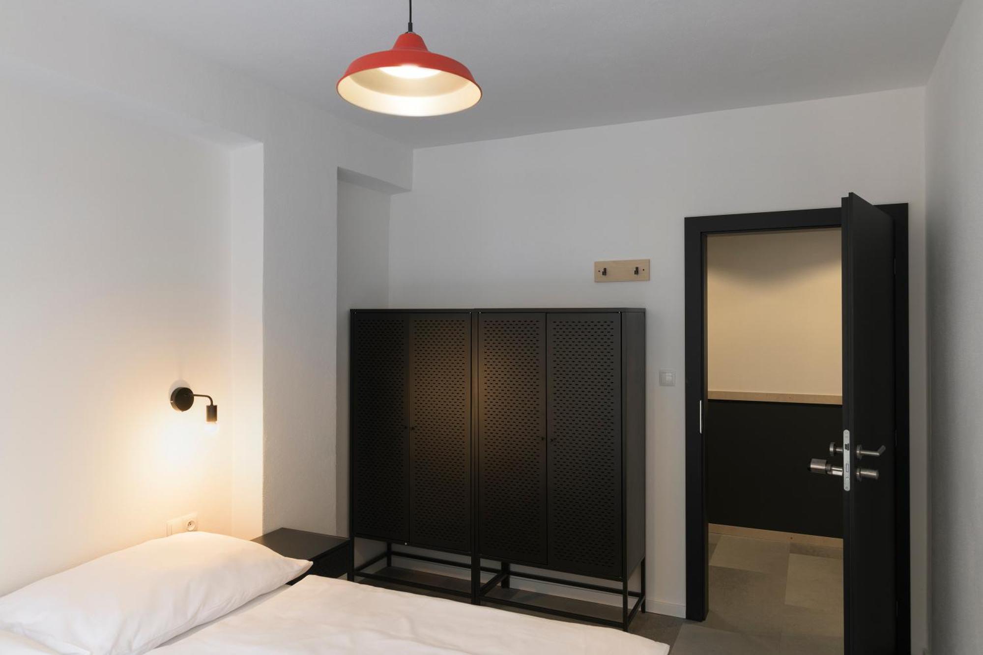 Izy Stay Hostel Bratysława Zewnętrze zdjęcie