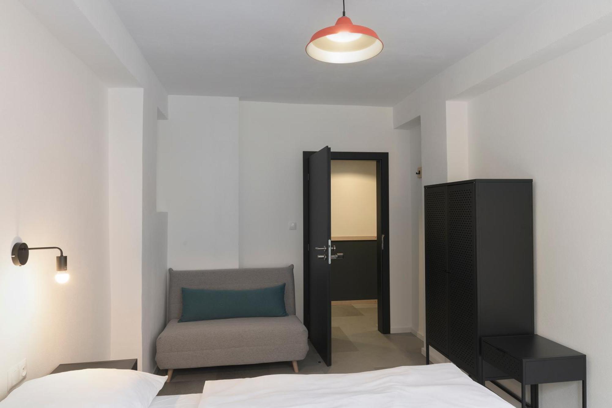 Izy Stay Hostel Bratysława Zewnętrze zdjęcie